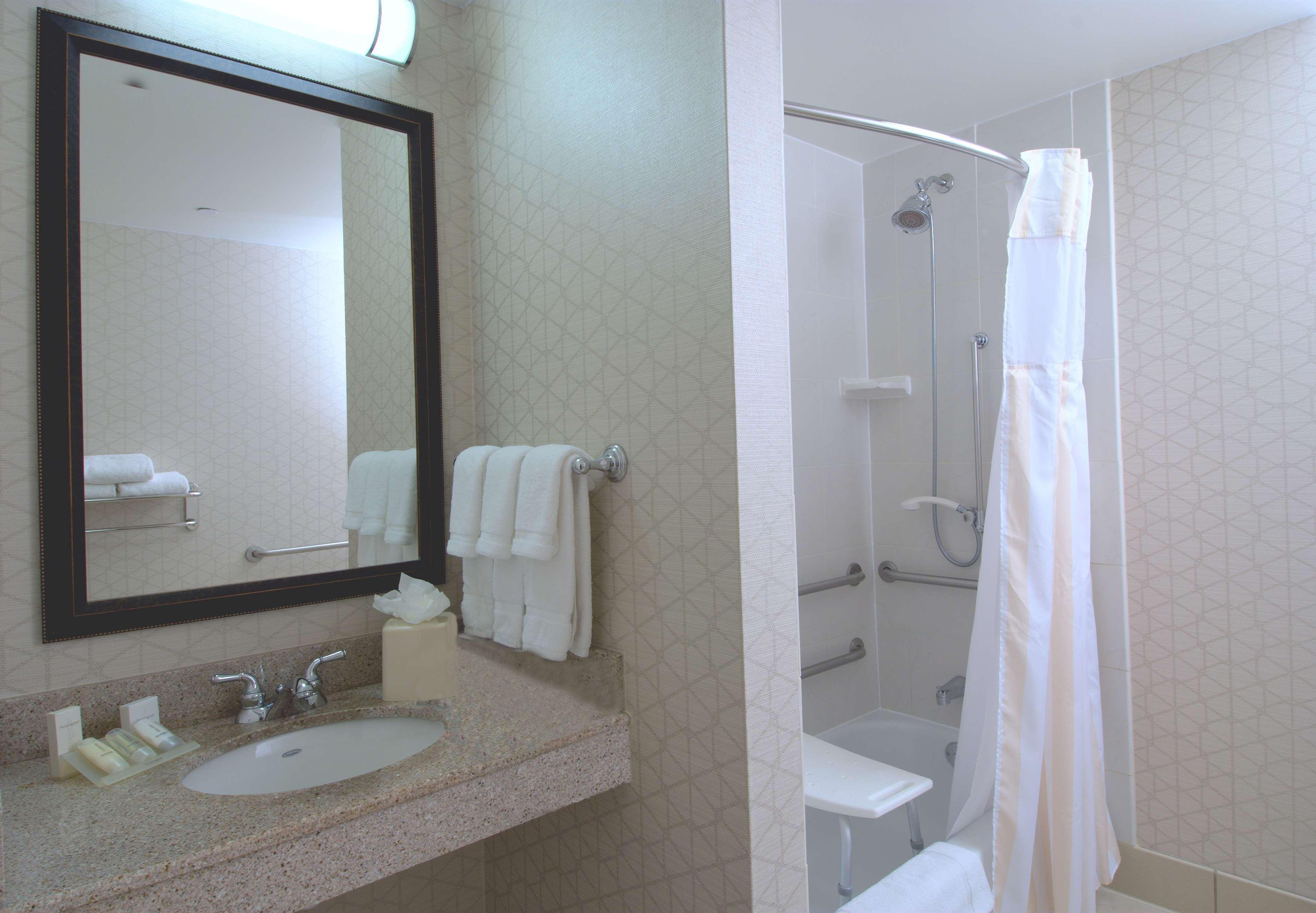Hilton Garden Inn Rockford Kültér fotó