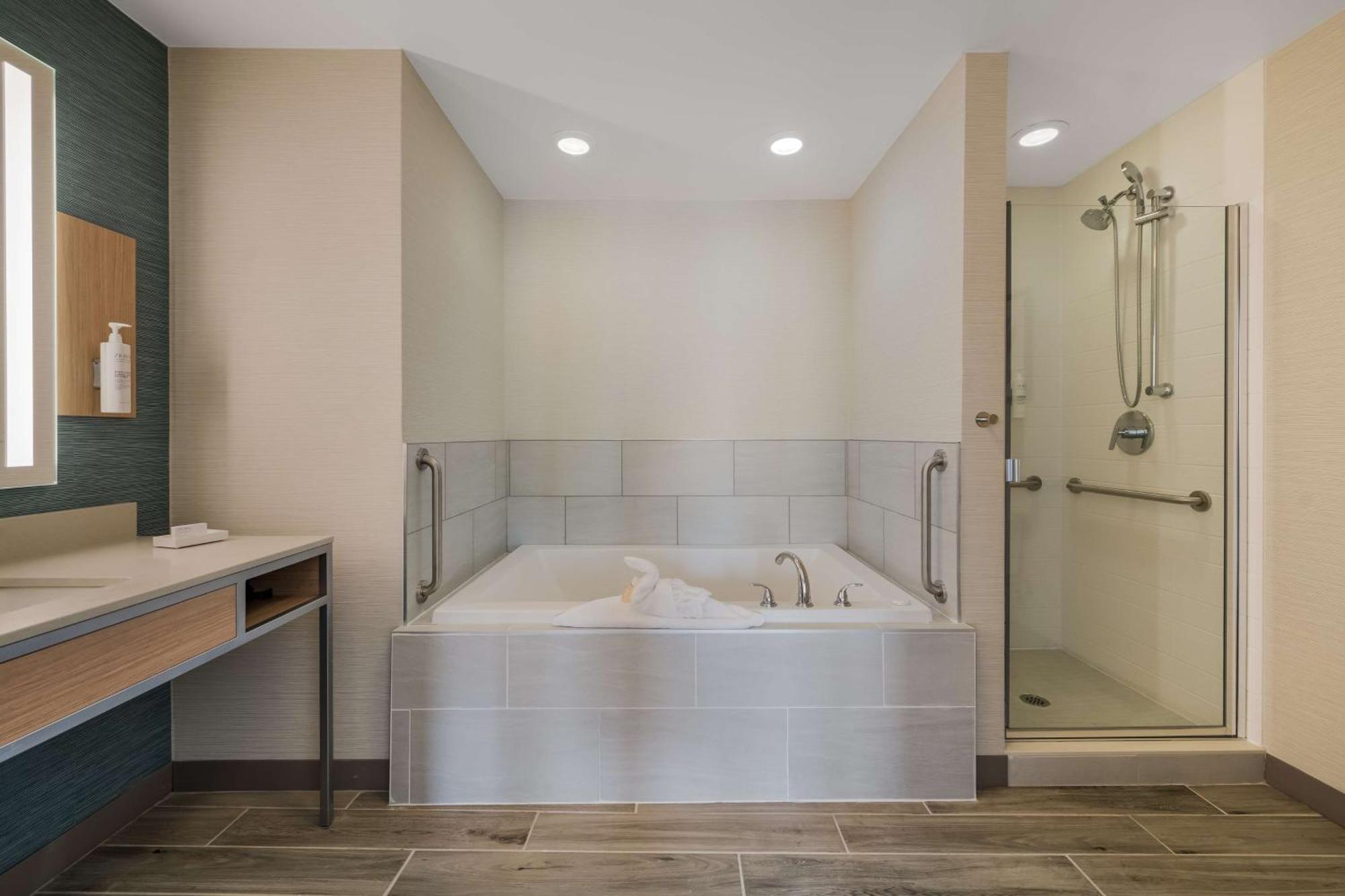 Hilton Garden Inn Rockford Kültér fotó
